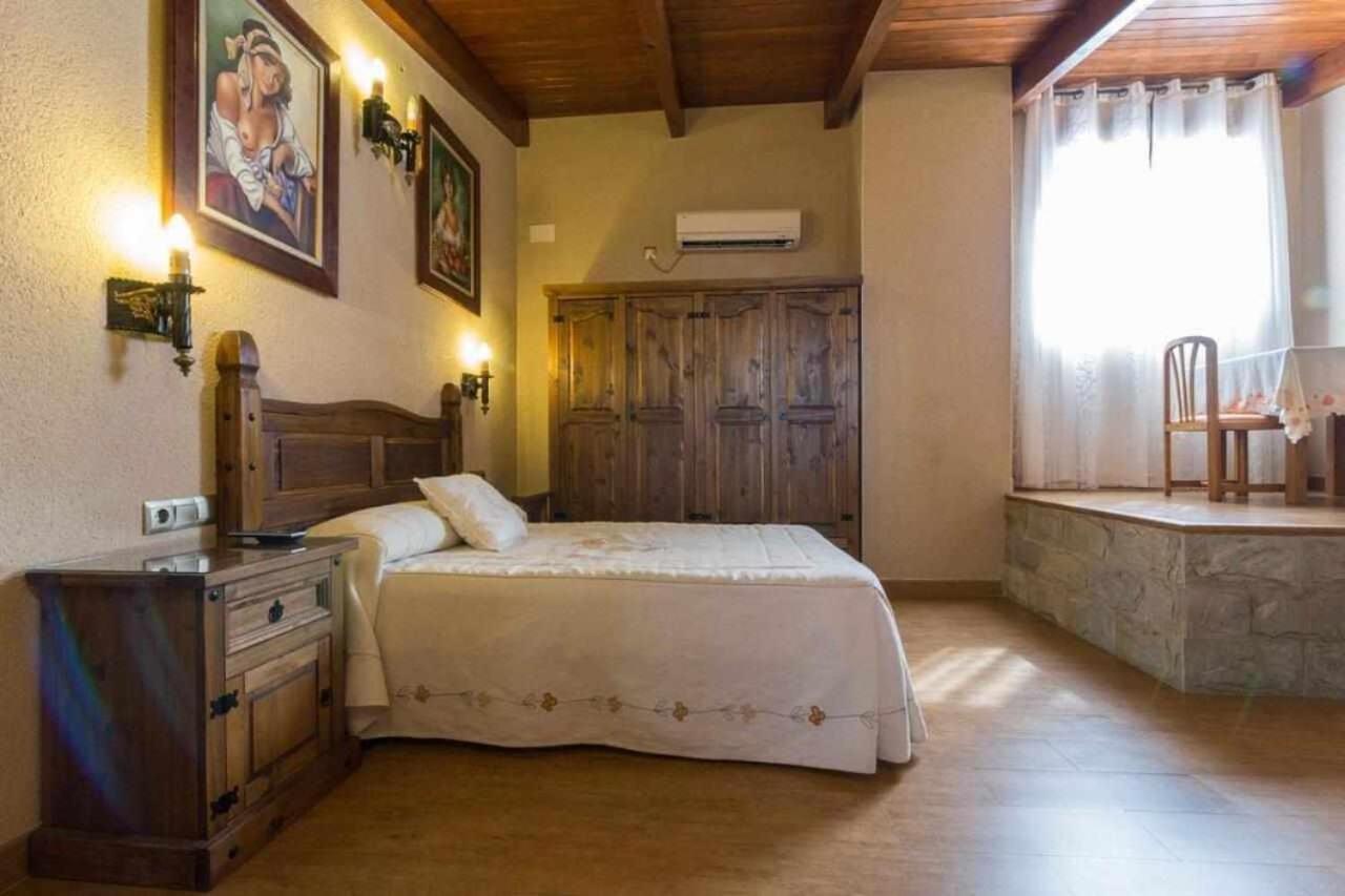 Casa Rural La Del Alba Seria Argamasilla De Alba Exterior photo